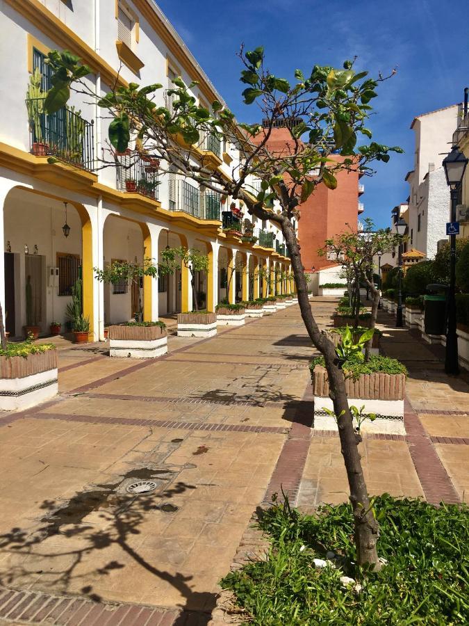 شقة Apartamento Carole Playa Bajondillo Torremolinos Beach - Playa A 30 Segundos - Wifi - Parking - Terraza المظهر الخارجي الصورة